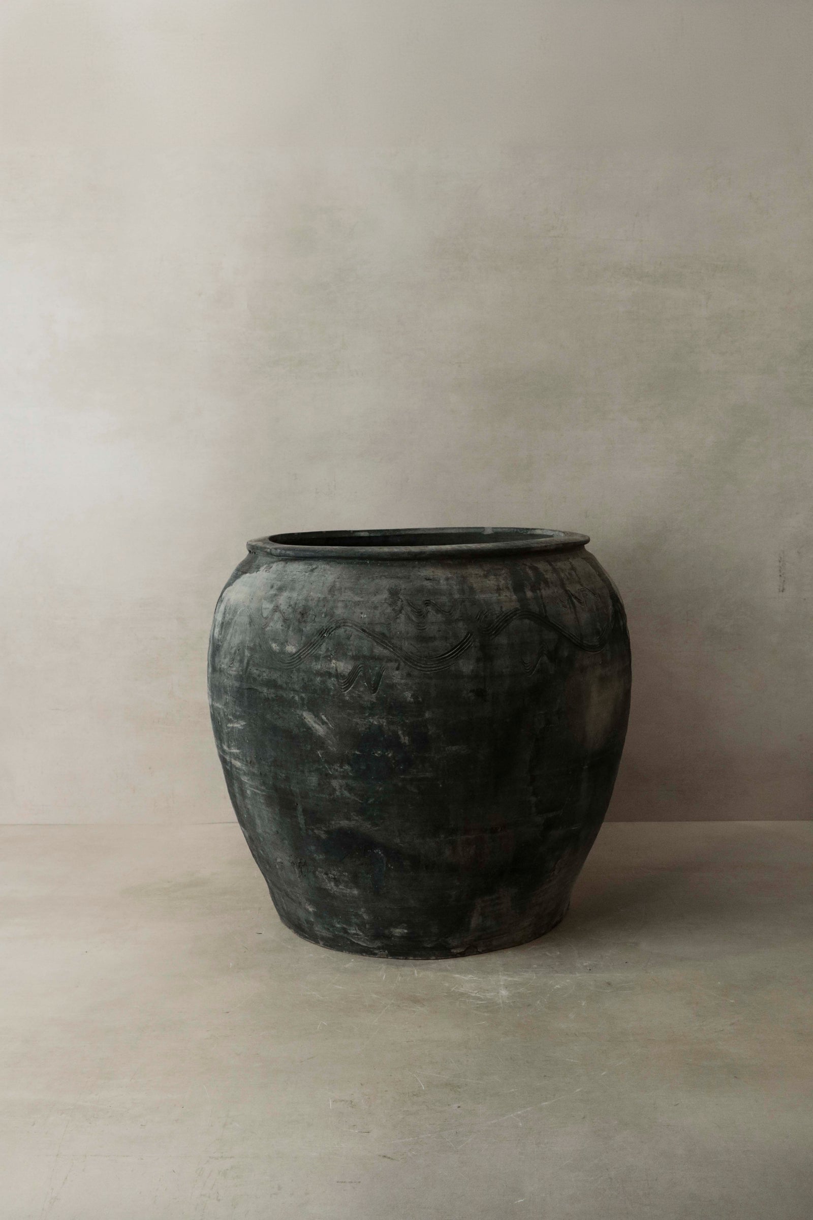 Vintage Dark Pot n° 008