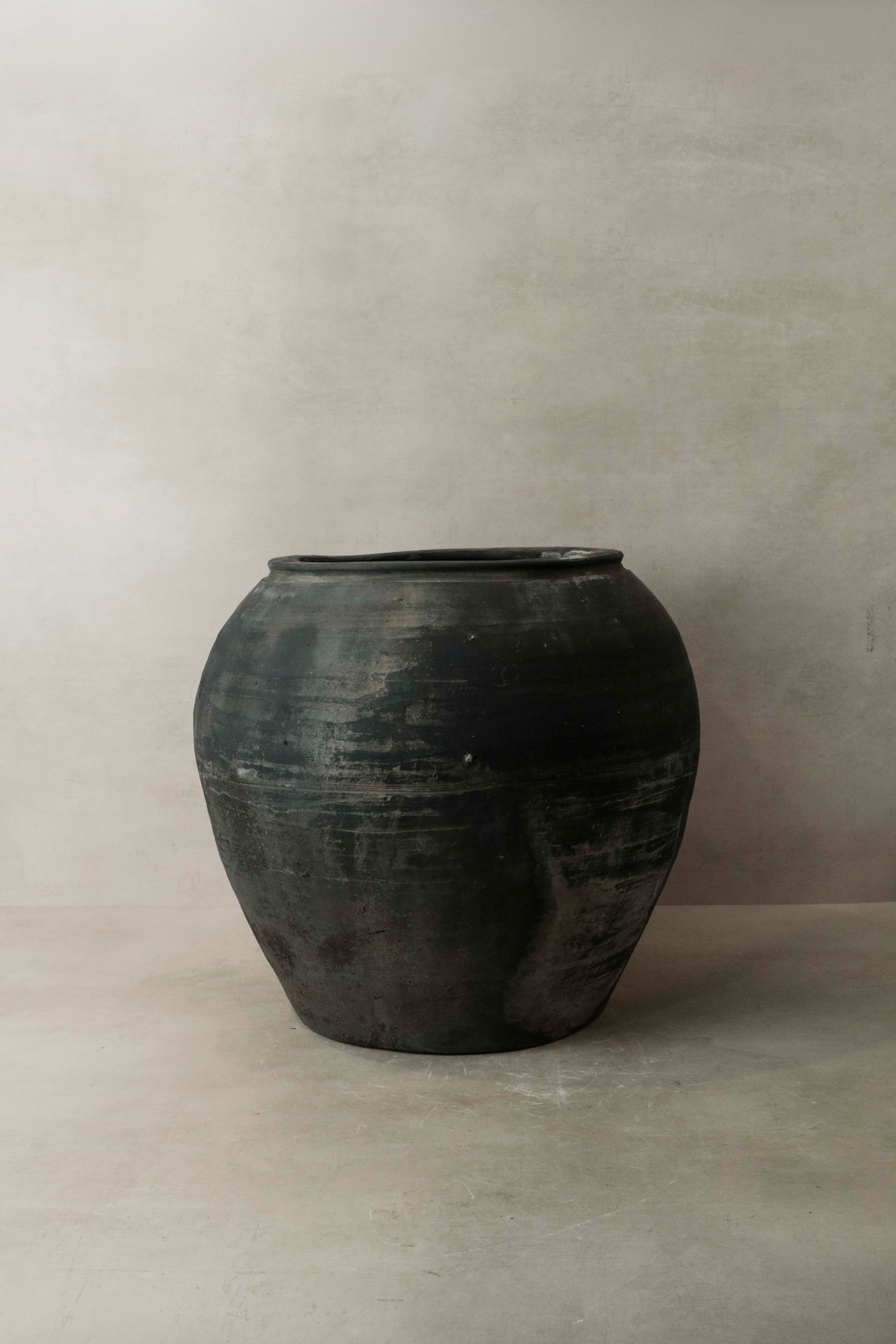 Vintage Dark Pot n° 005