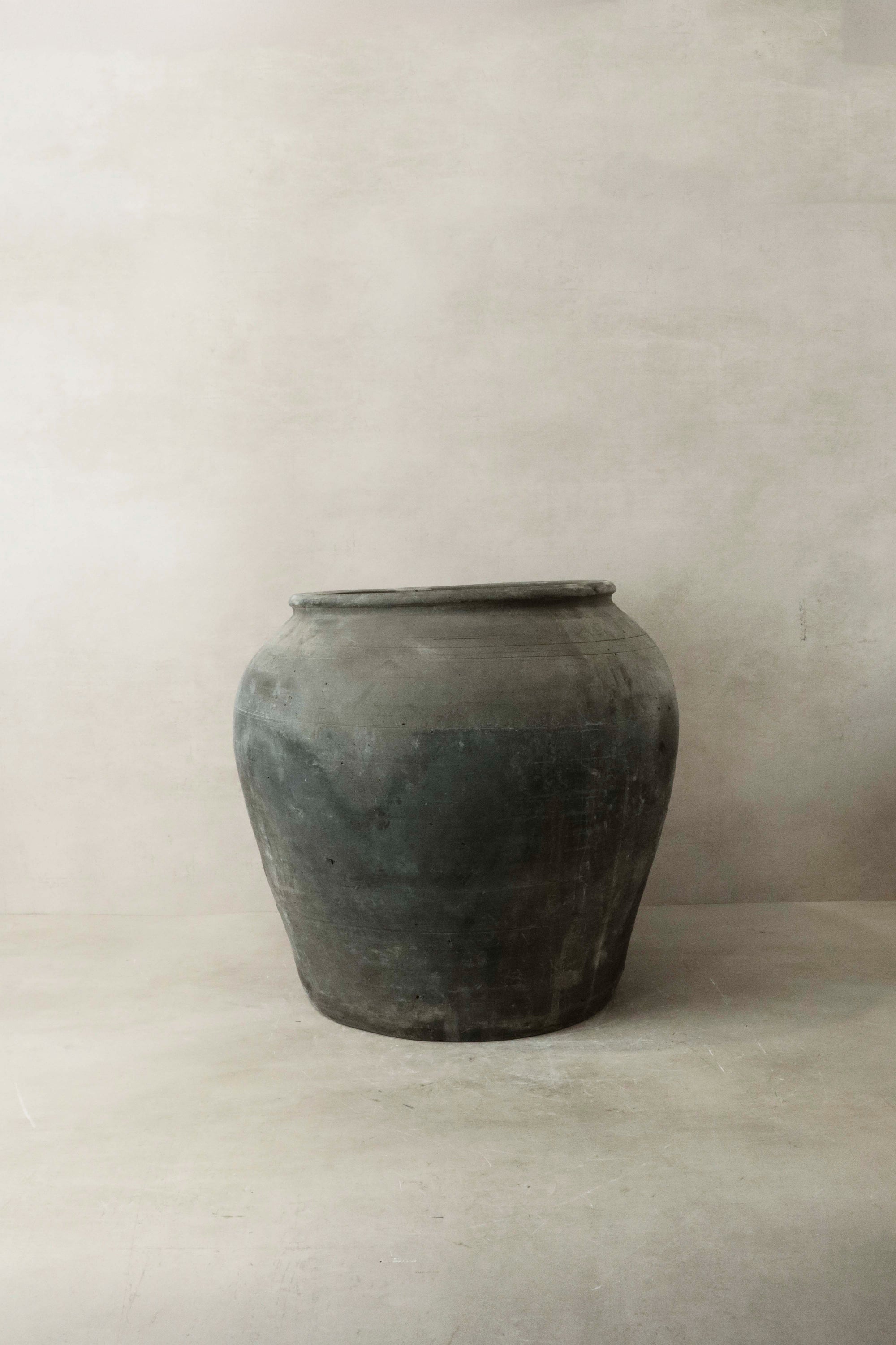 Vintage Dark Pot n° 019