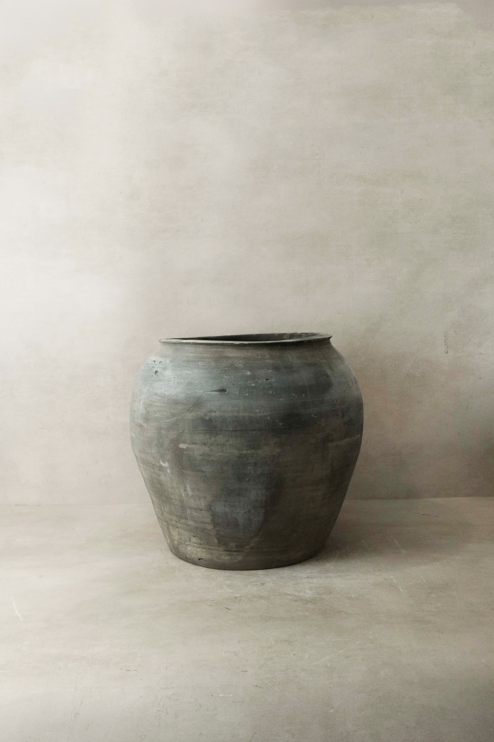 Vintage Dark Pot n° 020