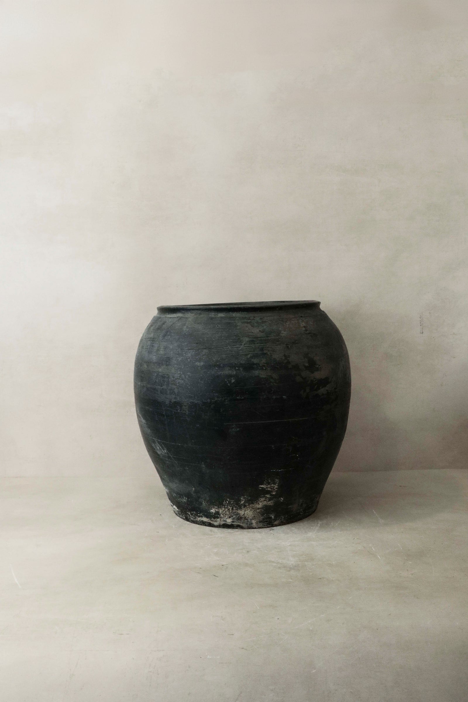 Vintage Dark Pot n° 017