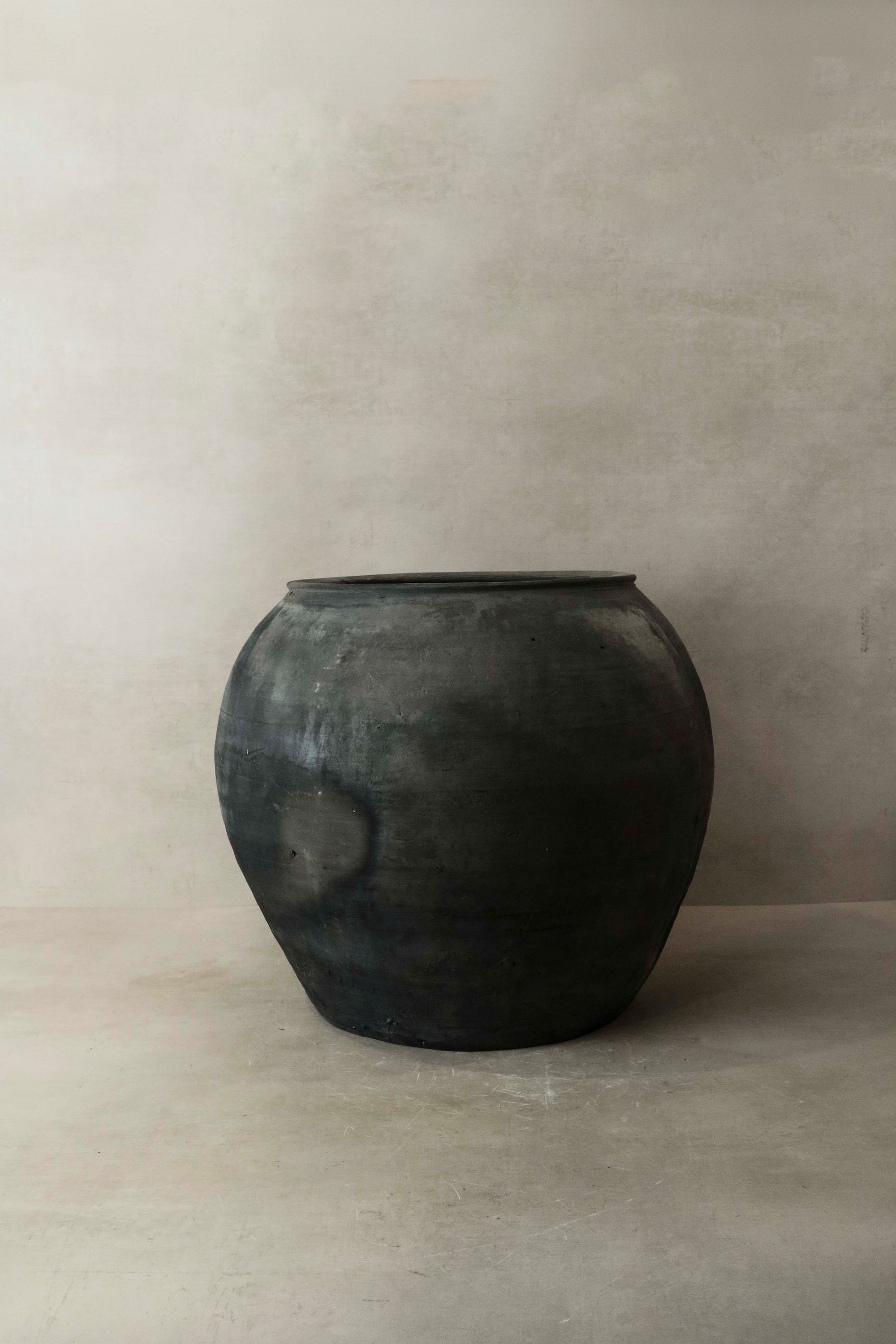 Vintage Dark Pot n° 012