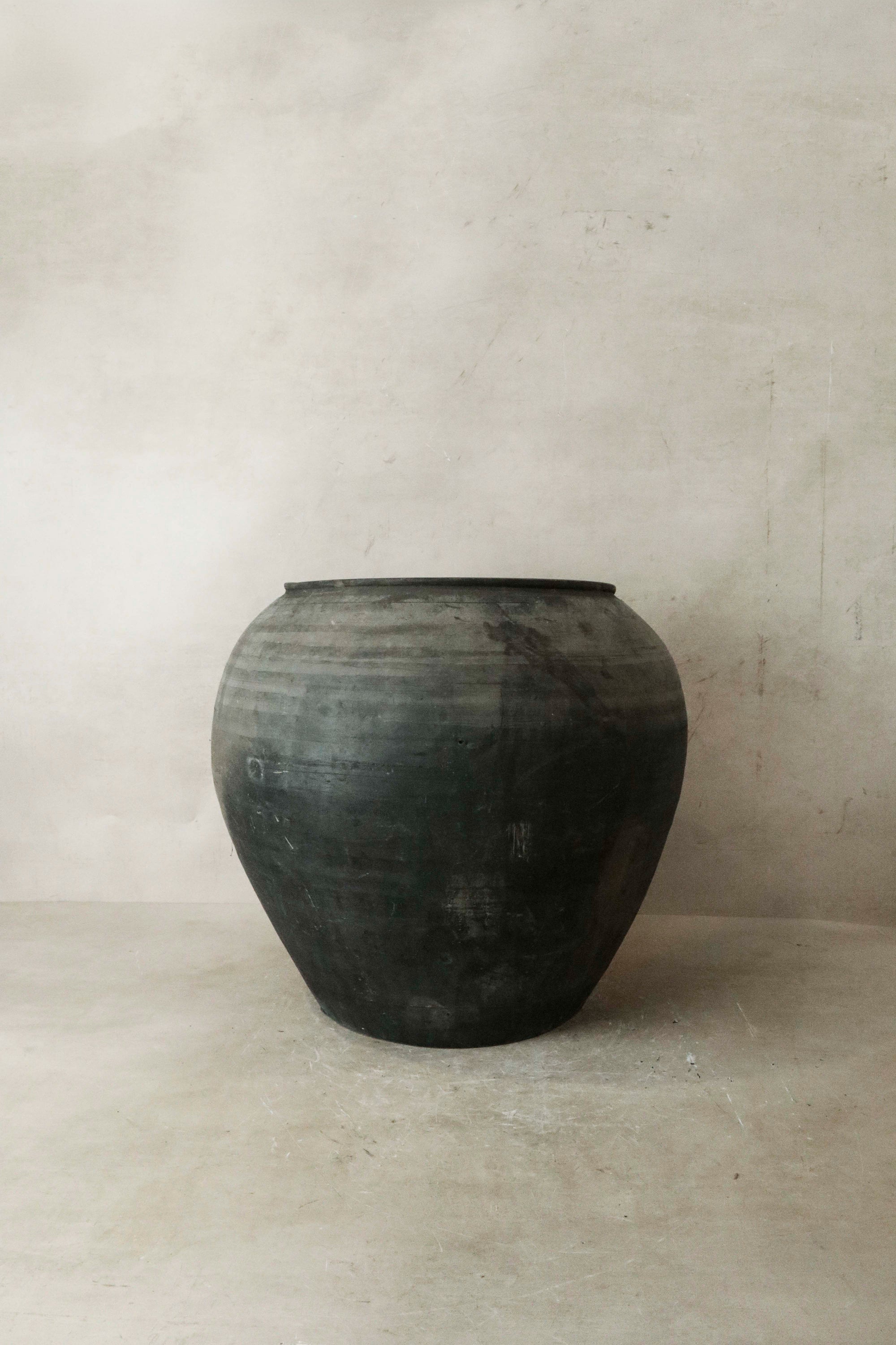 Vintage Dark Pot n° 026