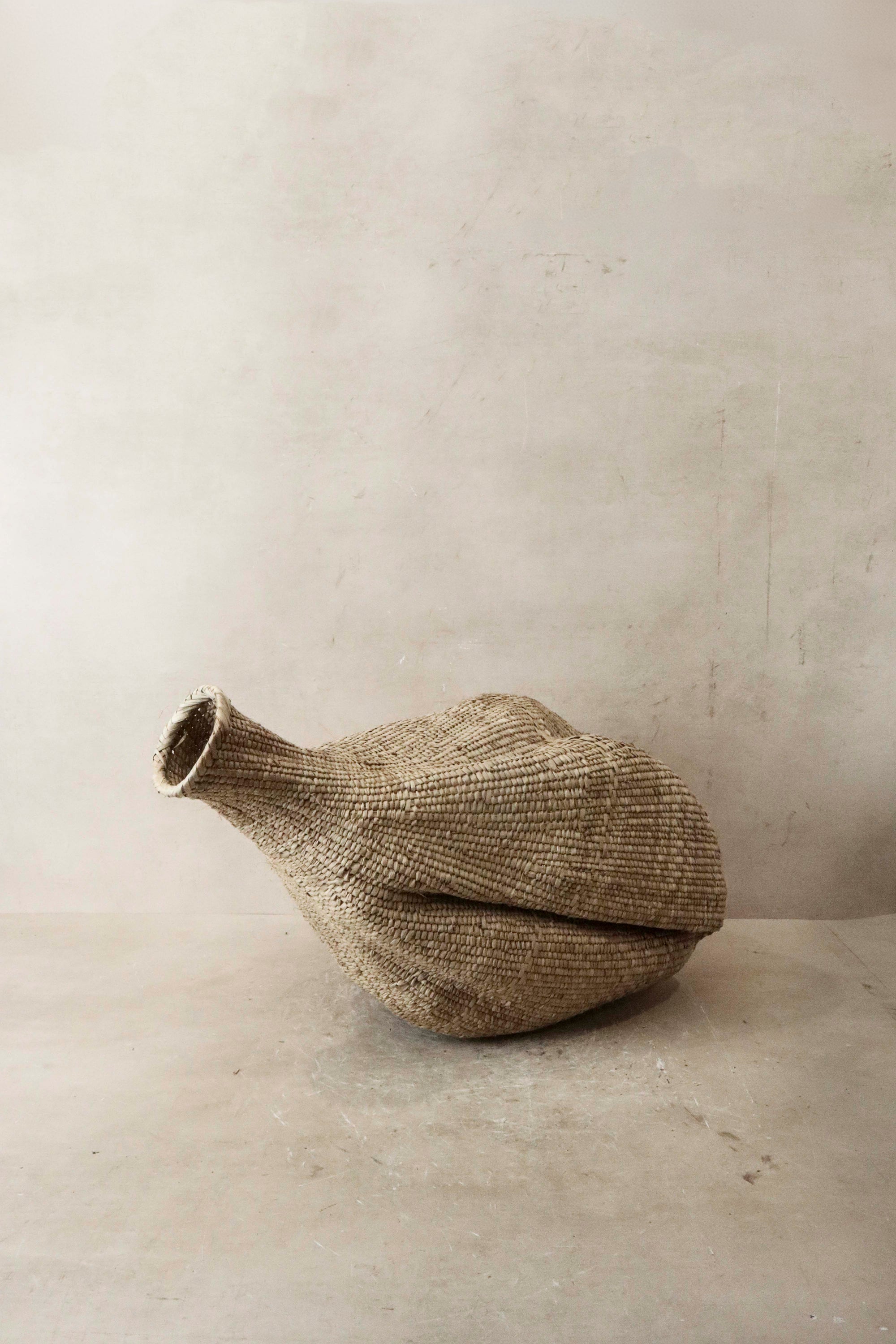 Garlic Gourd woven basket - Zimbabwe - 54.2