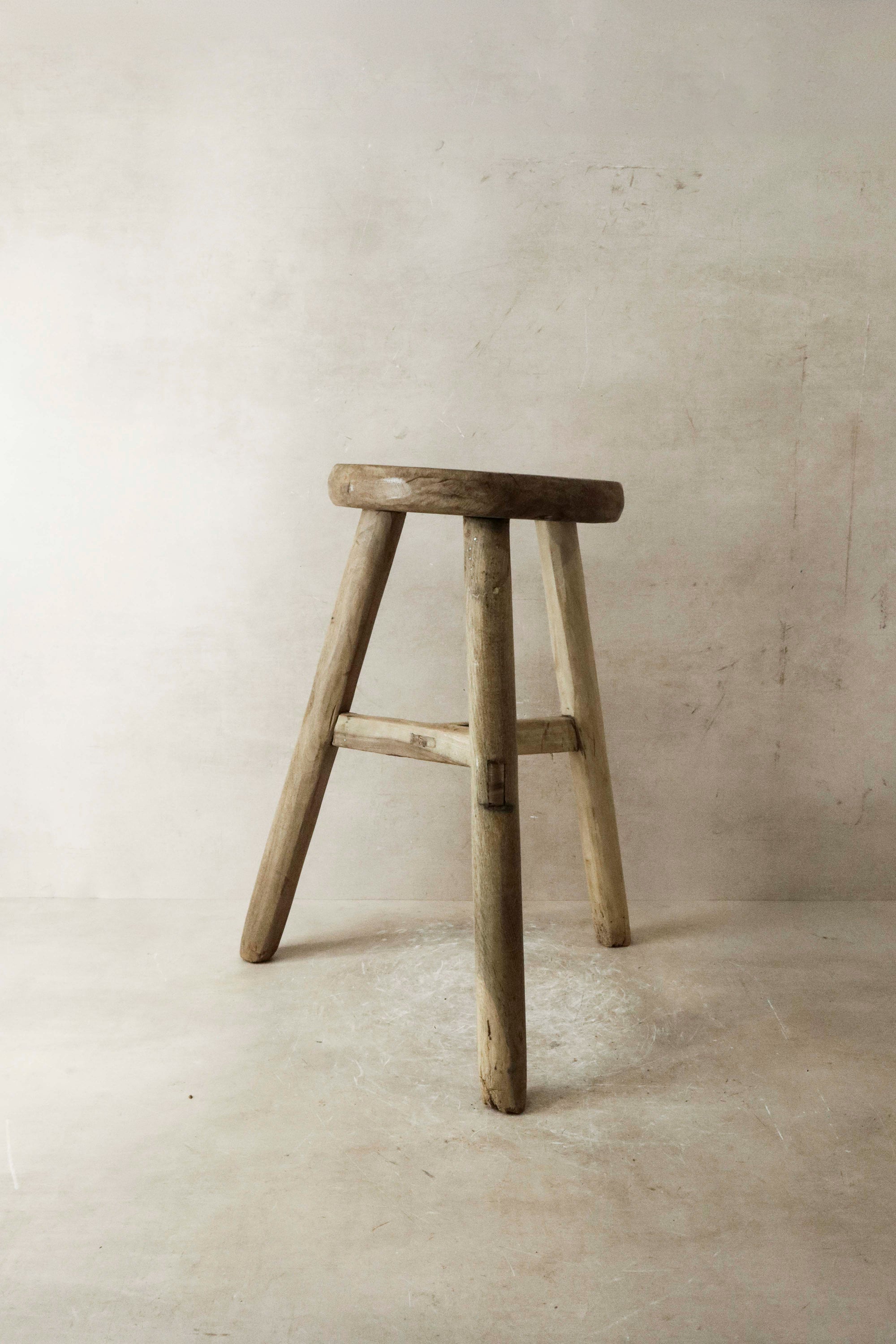 Vintage Rustic Elm Wood Stool - Round - No 24