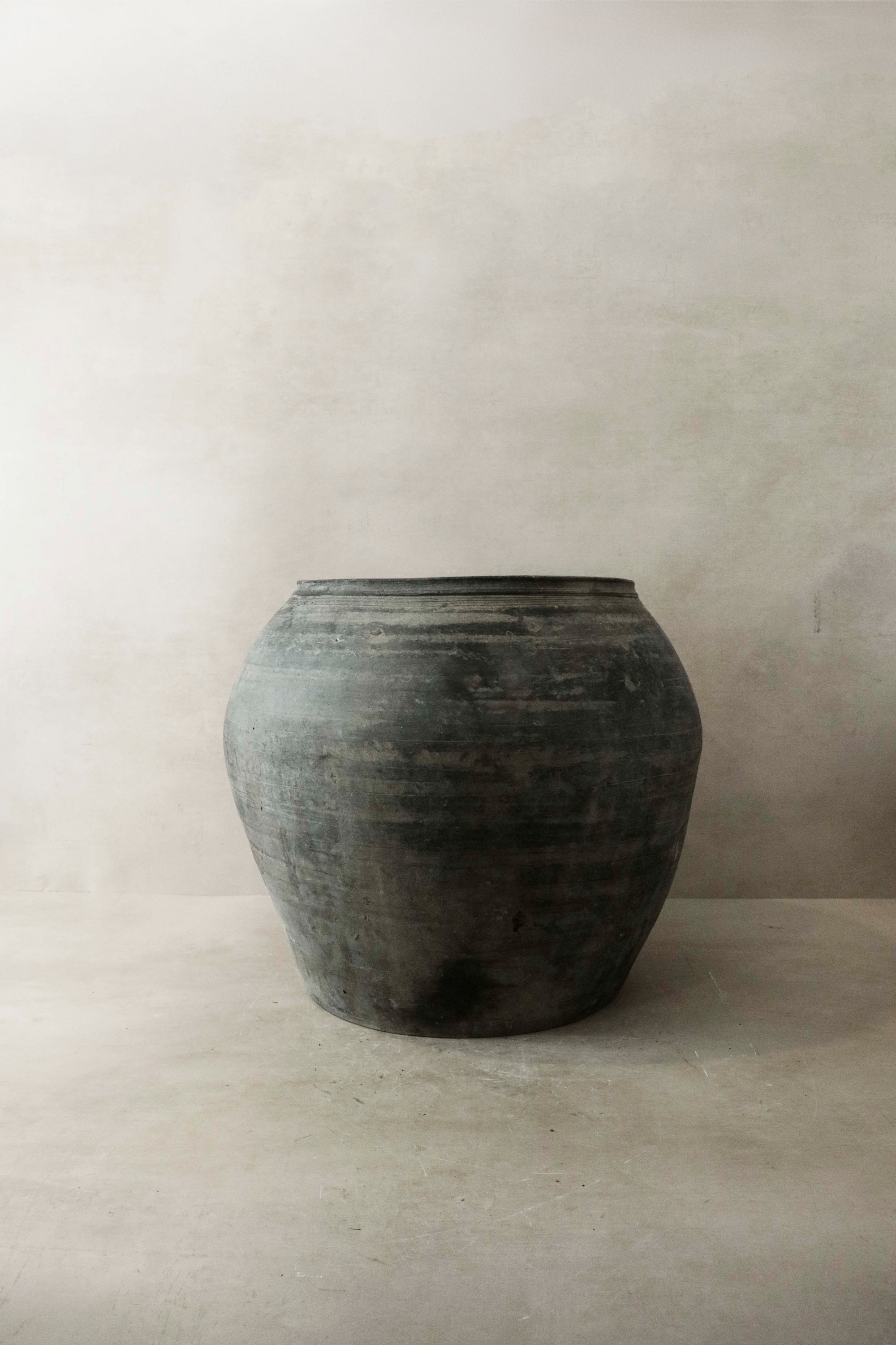 Vintage Dark Pot n° 014