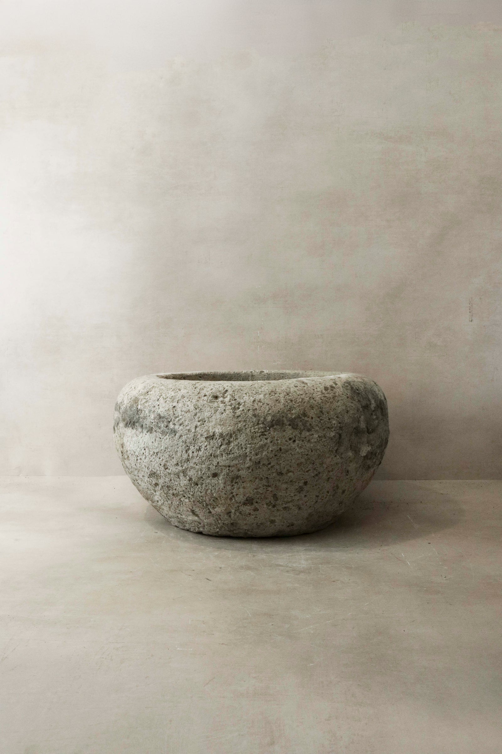 Stone Round Planter - 59.0