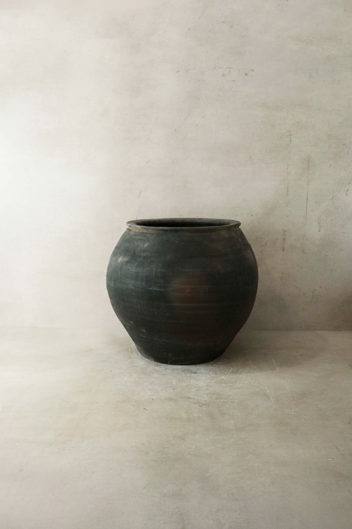 Vintage Dark Pot n° 023