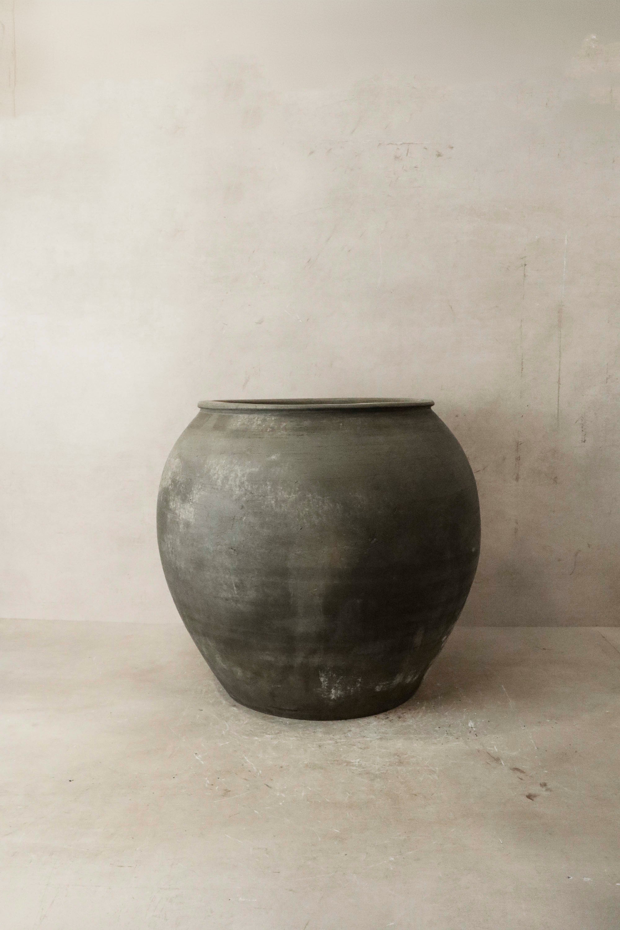 Vintage Dark Pot n° 034