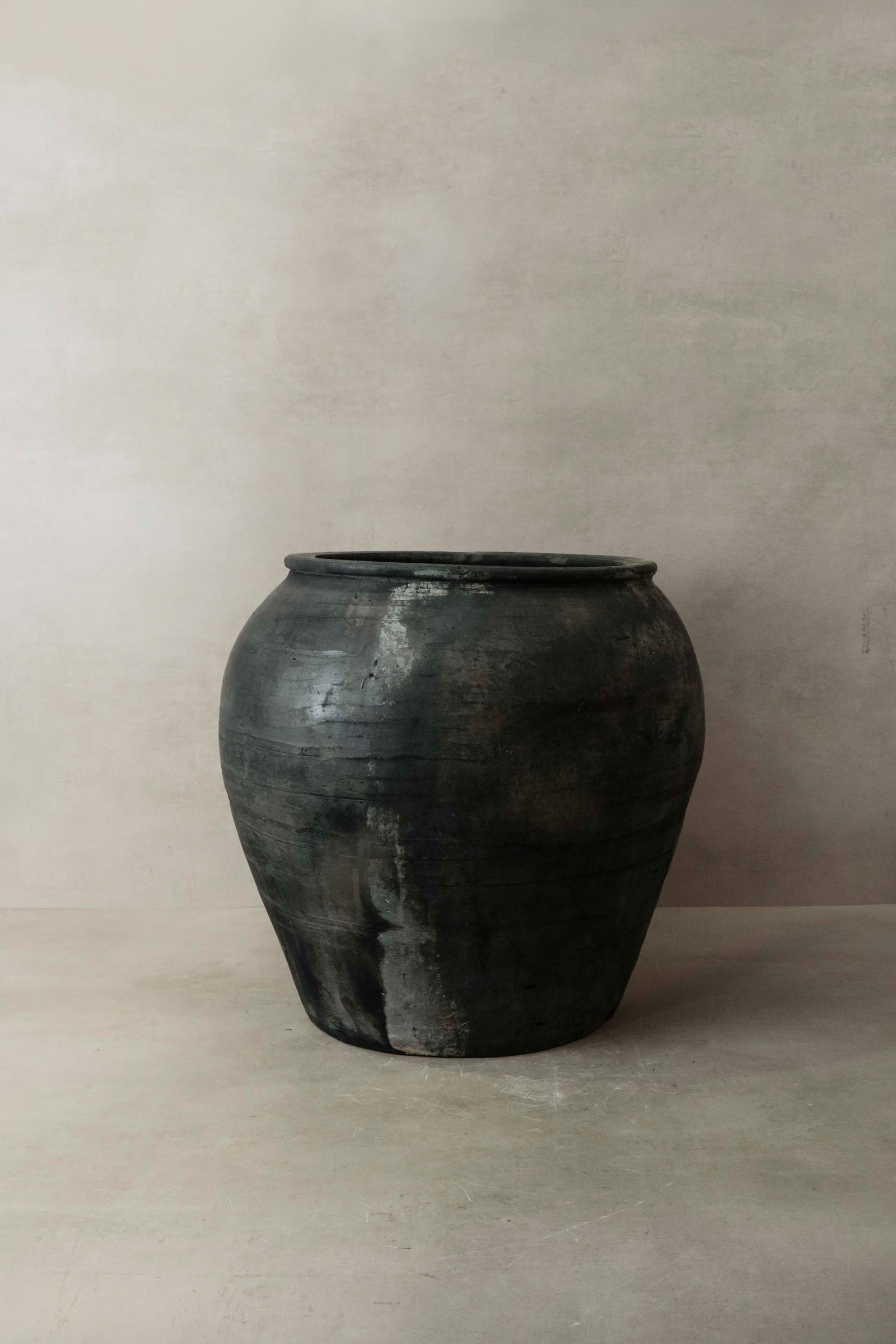 Vintage Dark Pot n° 009