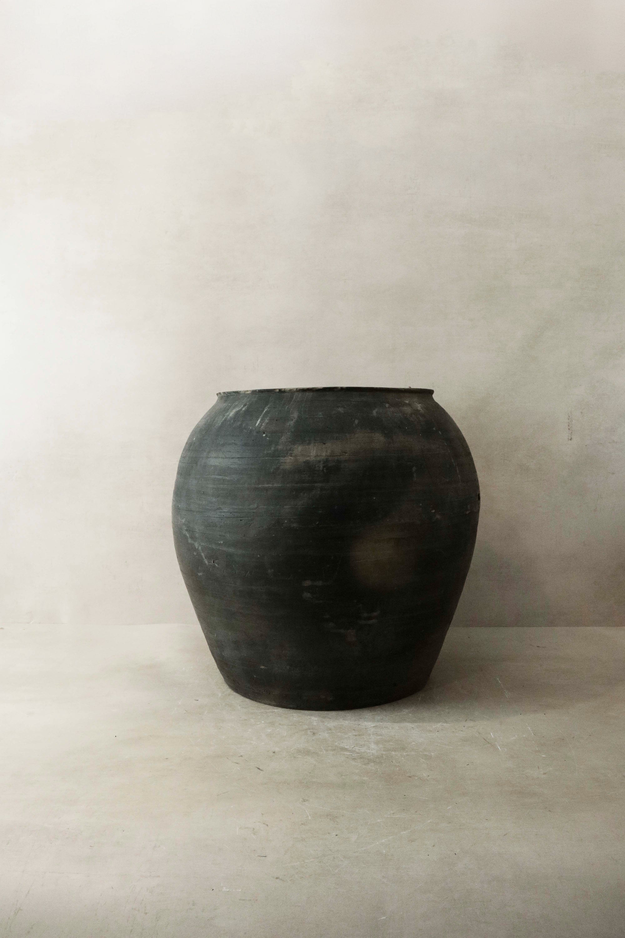 Vintage Dark Pot n° 016