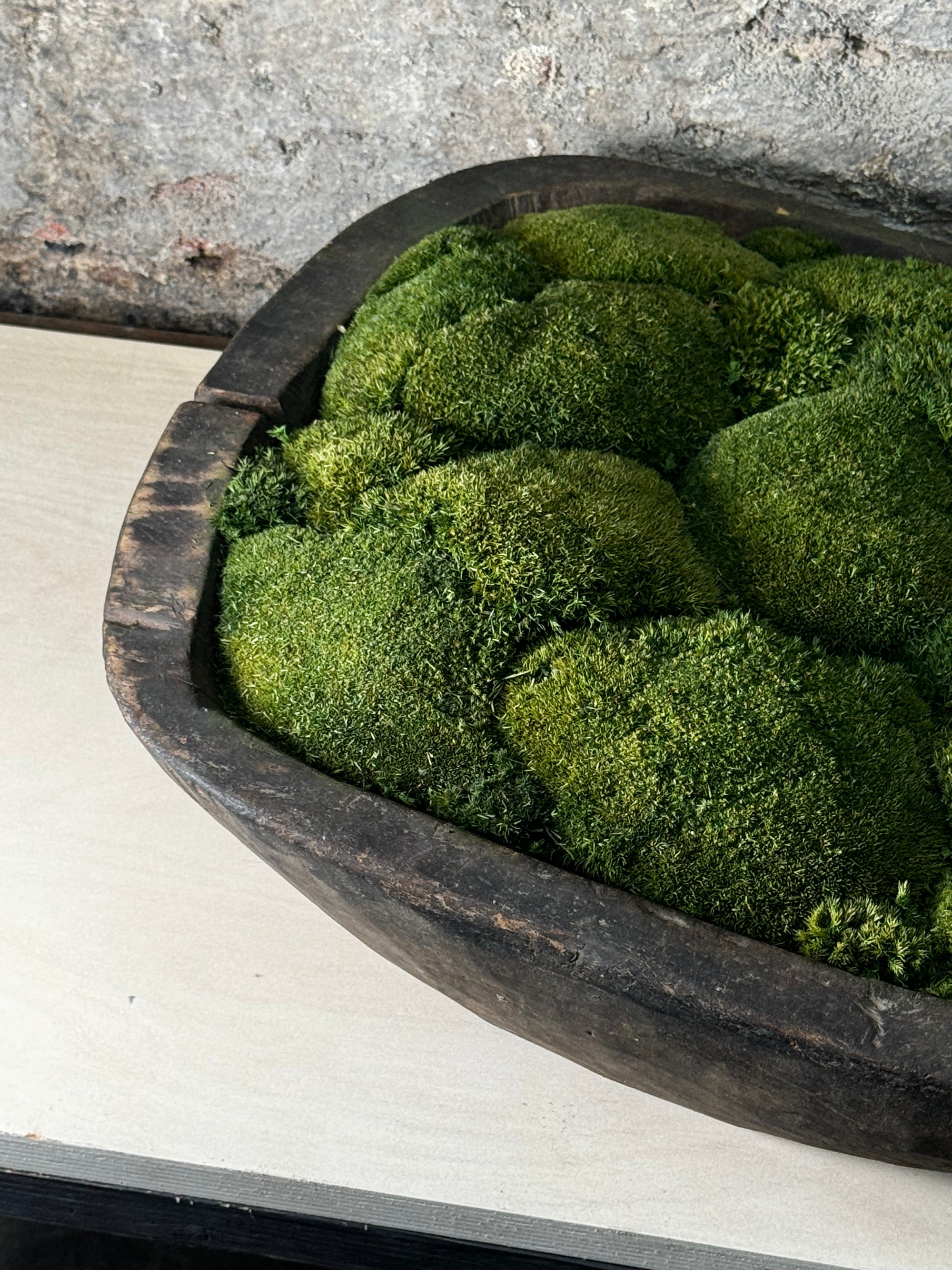 Vintage Wooden Bowl with moss FR6