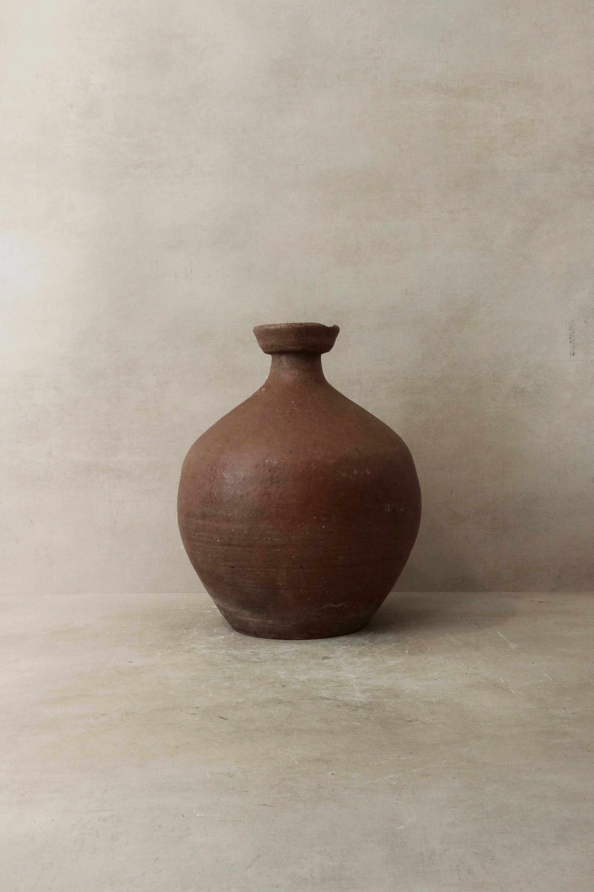 Antique Asian Rice Wine Vase n° 12