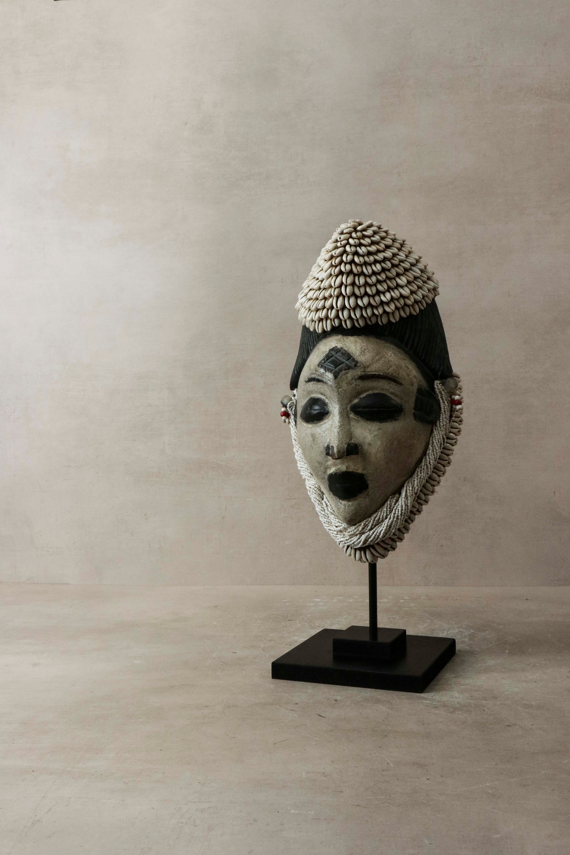 Beaded Punu Mask, Gabon - 6.4