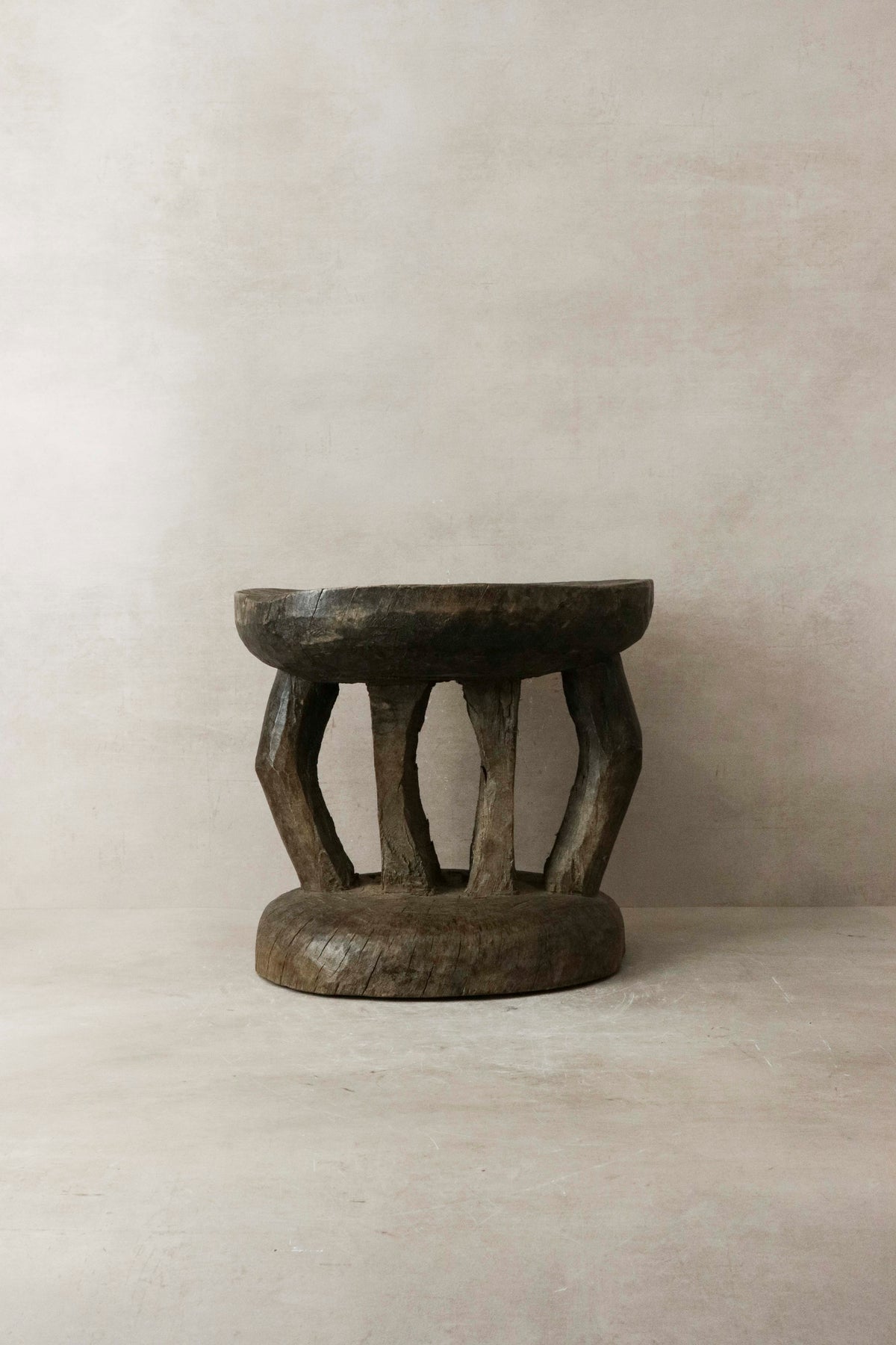 Tonga Stool - 37.9