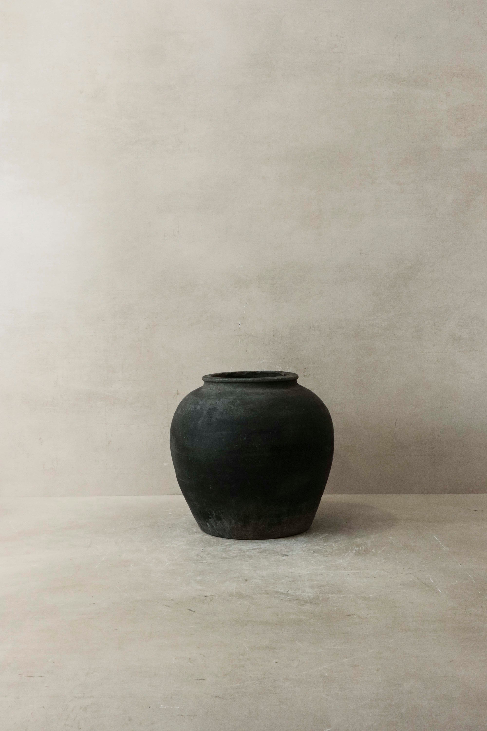 Vintage Dark Pot n° 28