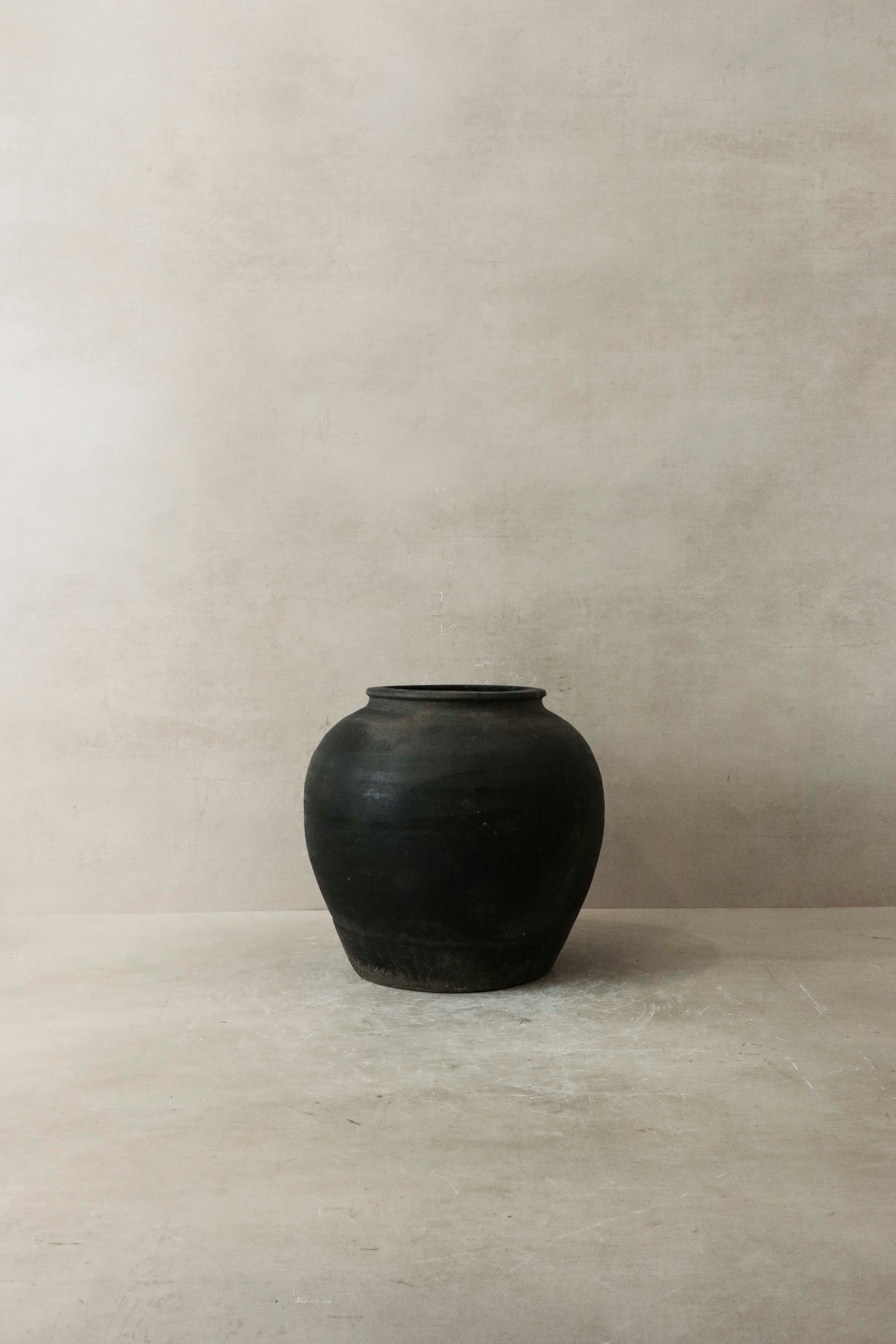 Vintage Dark Pot n° 28