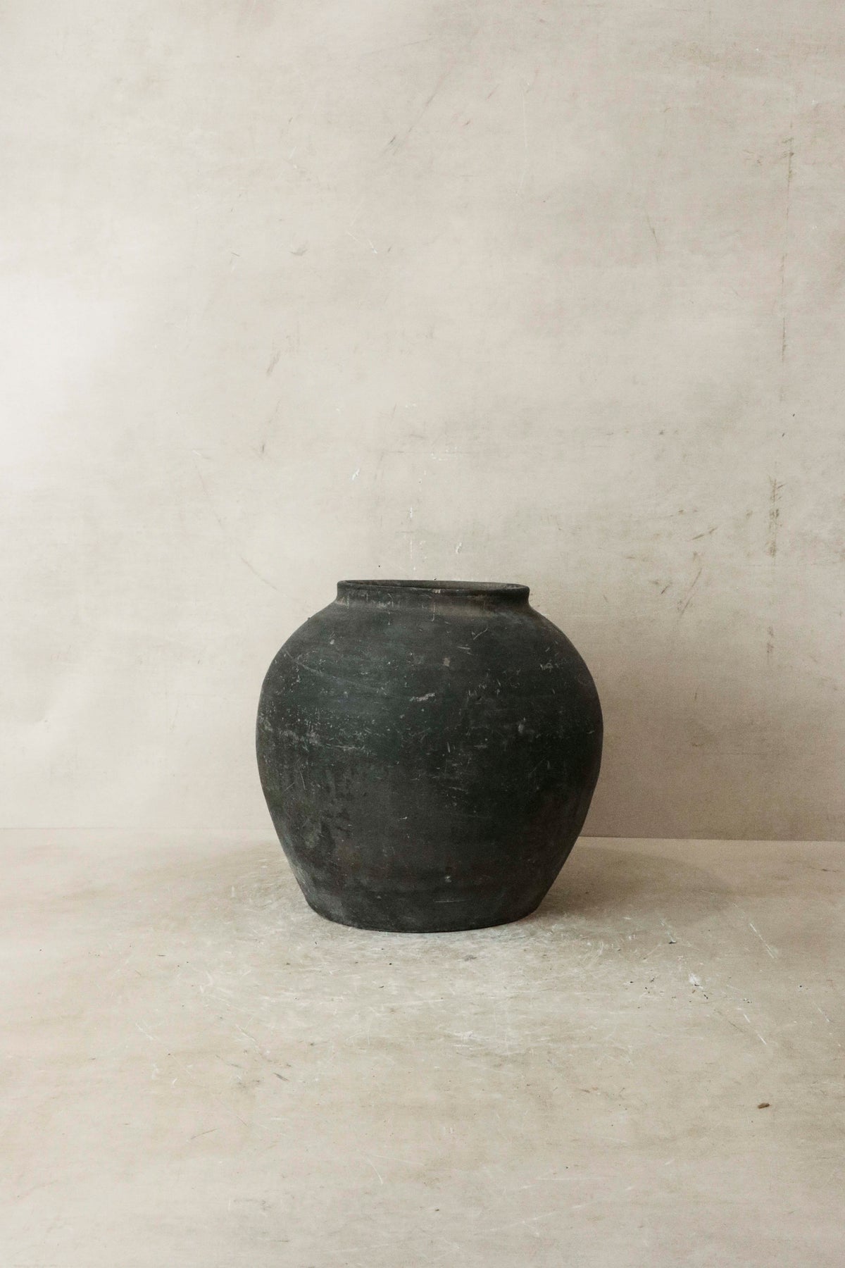 Vintage Dark Pot n° 32