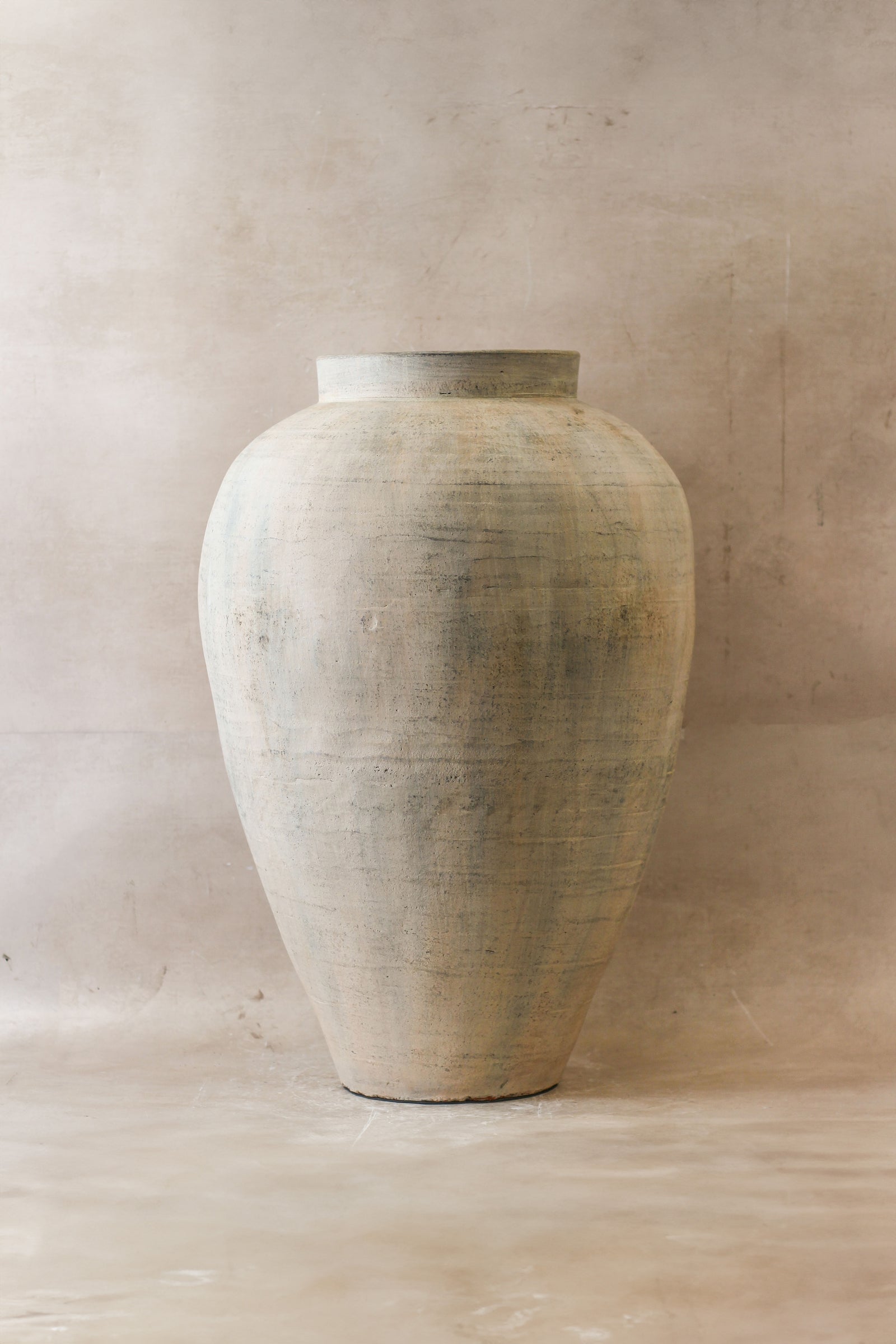 Large Neutral Rustic Indonesian Pot No 23