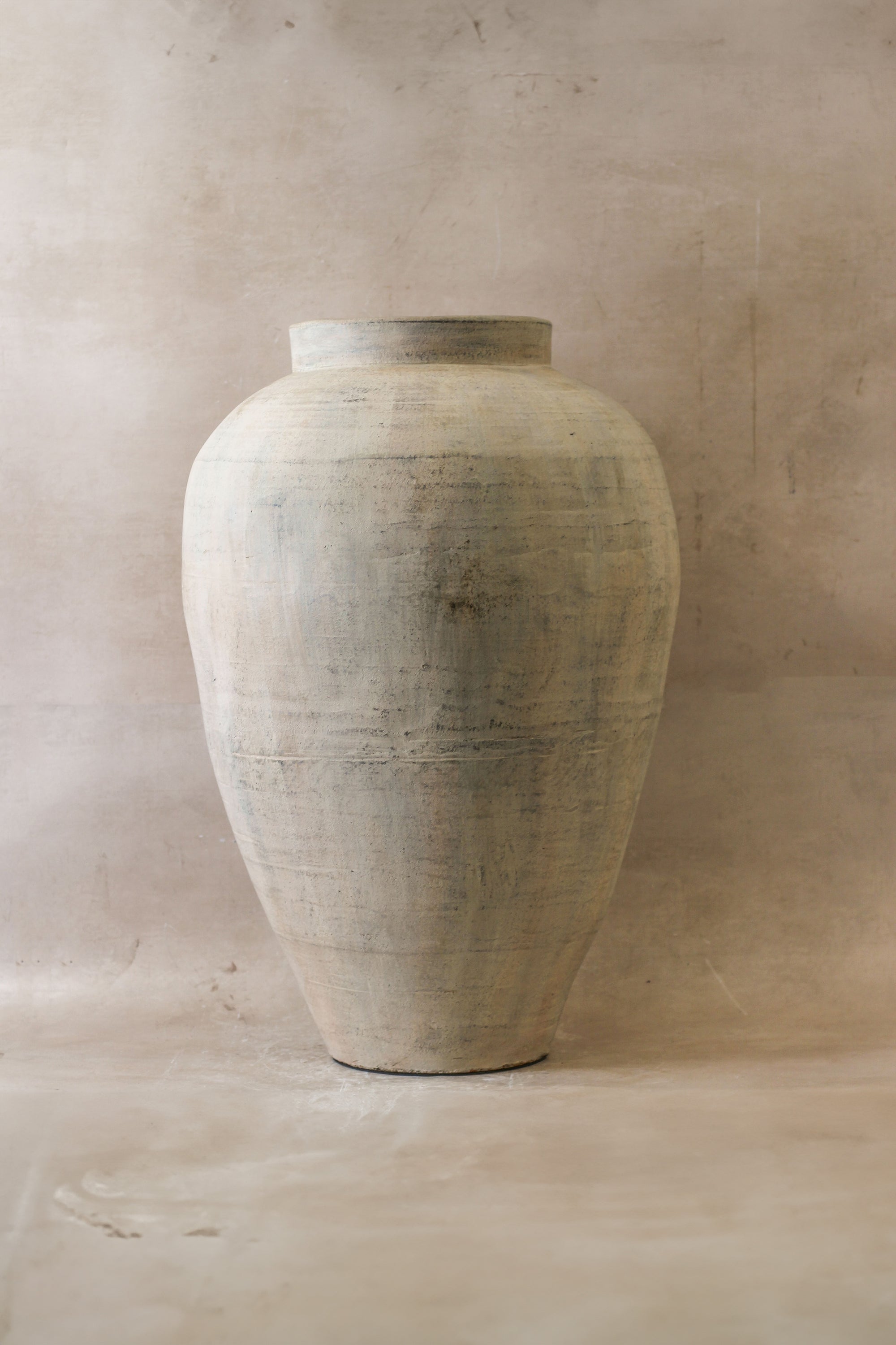 Large Neutral Rustic Indonesian Pot No 23