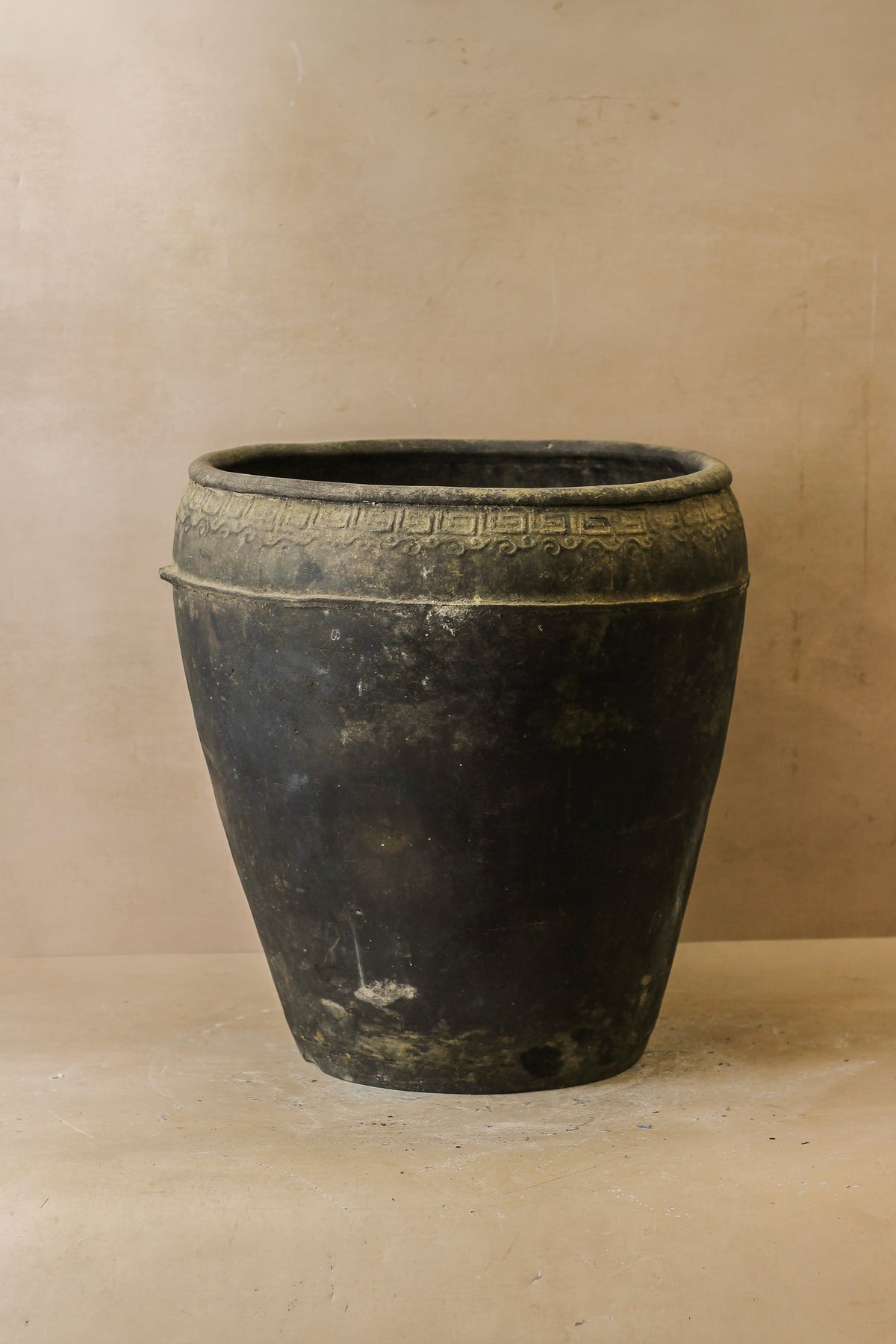 Vintage Black Asian Pots - VB02