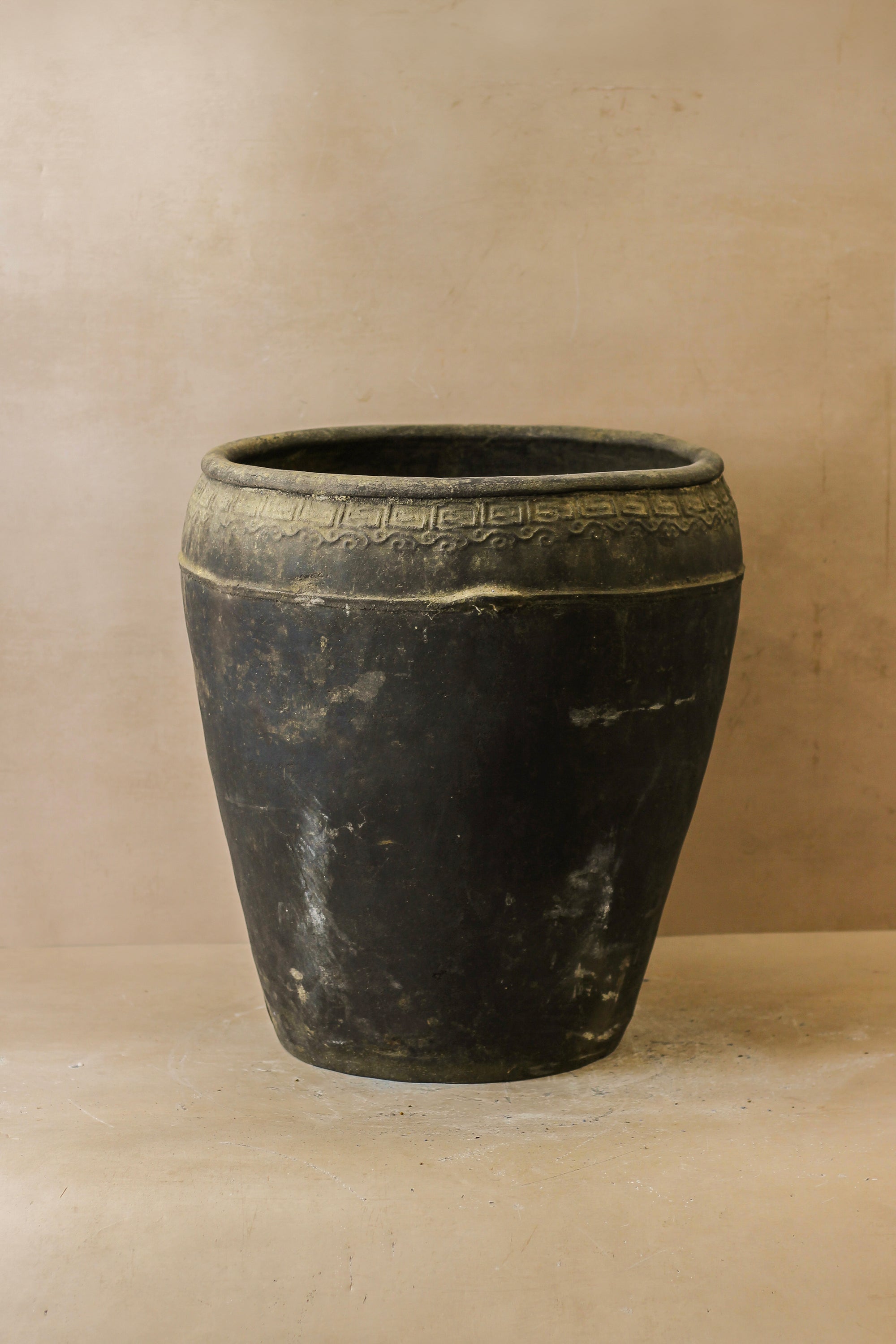 Vintage Black Asian Pots - VB02