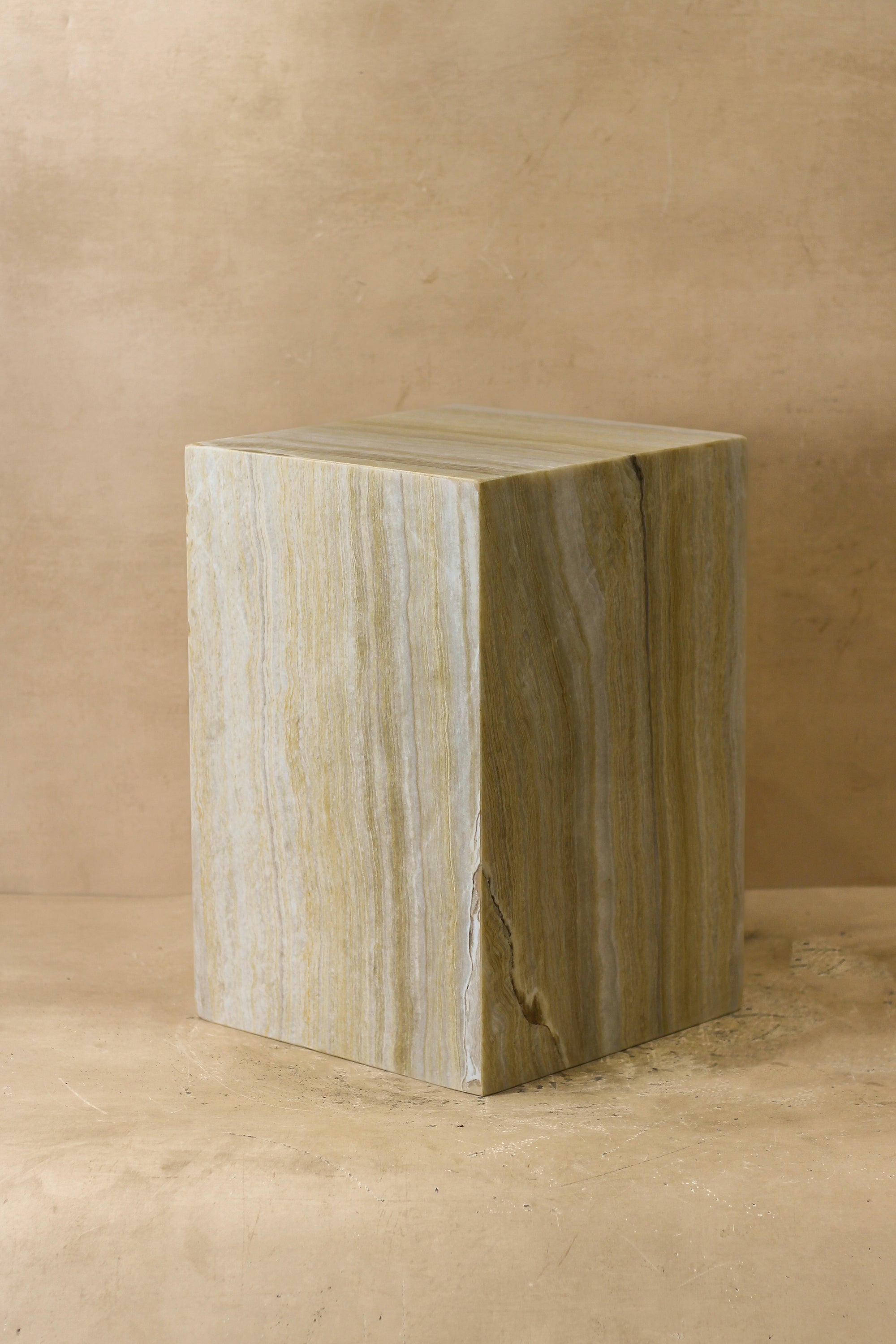 Onyx Side Table Pedestal - Hollow - No 9