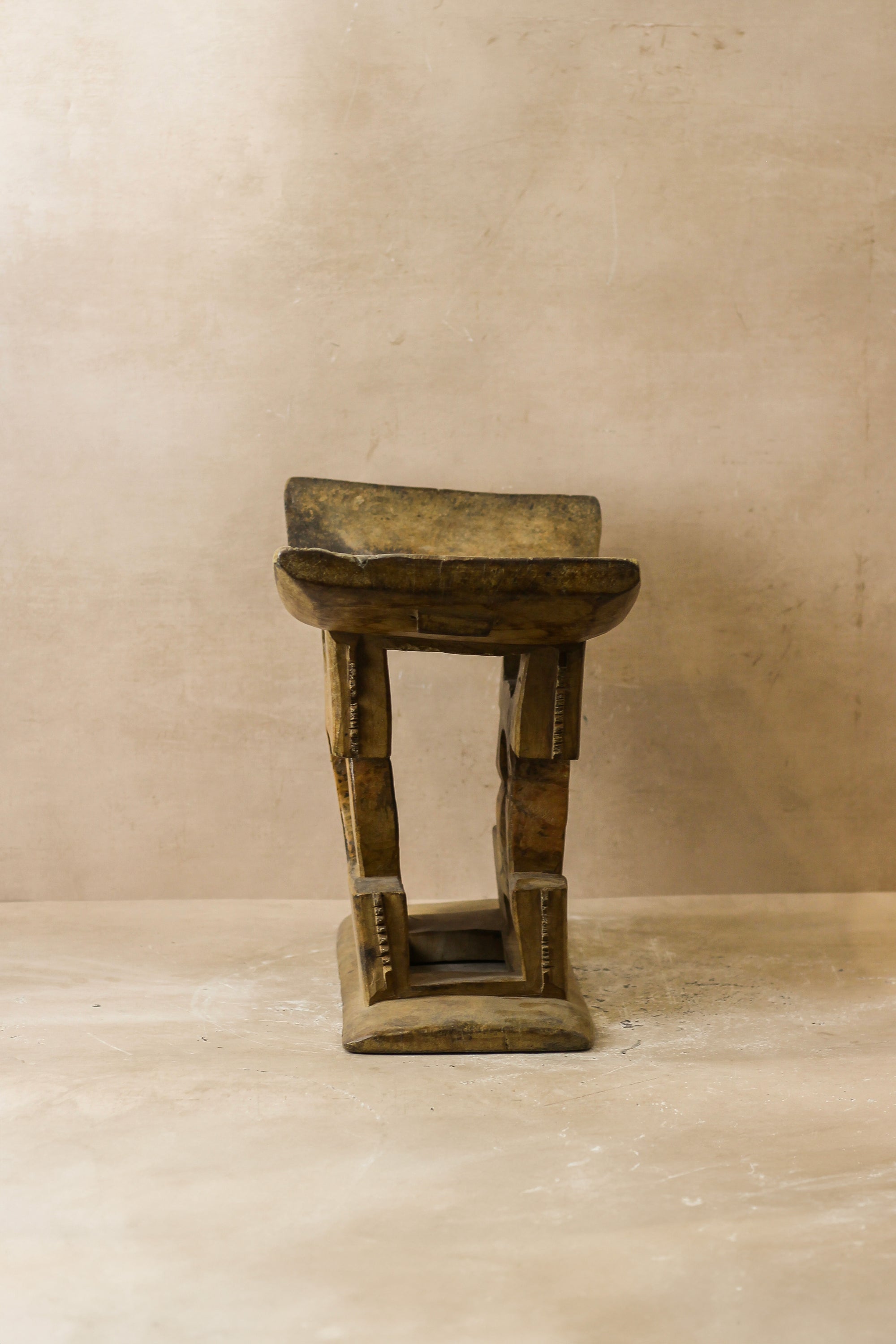 Ashanti Stool - 24.2