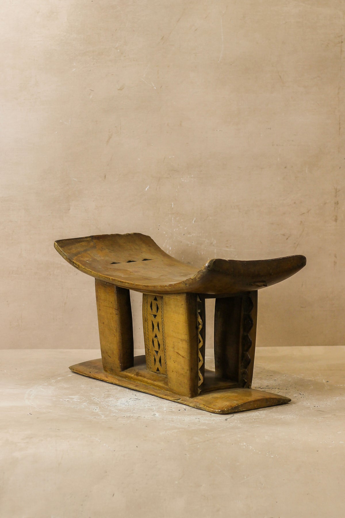 Ashanti Stool - 138.2